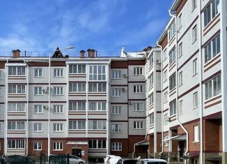 Продажа трехкомнатной квартиры, 88 м2, Белогорск, улица Ленина, 54