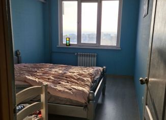 Сдам в аренду 2-ком. квартиру, 58 м2, Курск, улица Карла Маркса, 31А