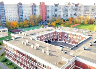 Продается 2-комнатная квартира, 55 м2, Санкт-Петербург, Рыбацкий проспект, 31к2, метро Рыбацкое