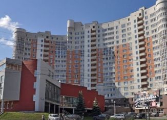 Сдаю в аренду 2-ком. квартиру, 82 м2, Екатеринбург, улица Малышева, 4Б, метро Геологическая