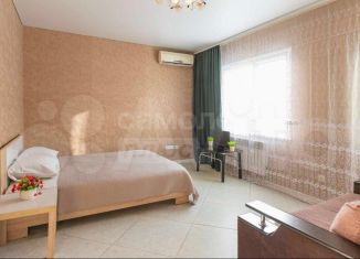 Продается 2-ком. квартира, 60 м2, Оренбург, Салмышская улица, 65