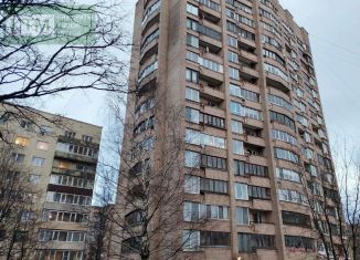 Продам квартиру со свободной планировкой, 70.6 м2, Санкт-Петербург, метро Академическая, Светлановский проспект, 105