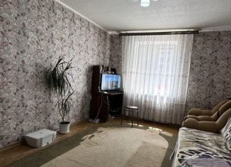 Продам 3-ком. квартиру, 66 м2, Михайловск, улица Ленина, 183