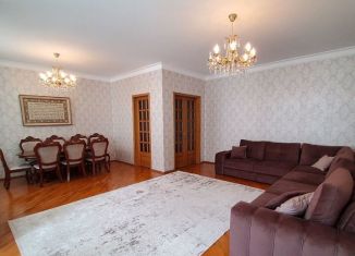 Продам 3-комнатную квартиру, 118 м2, Дагестан, проспект Петра I, 107Ек1