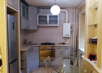 Продажа трехкомнатной квартиры, 58 м2, Коми, улица Оплеснина, 20