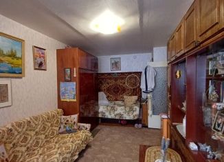 Продается 1-комнатная квартира, 30 м2, Ишимбай, улица Чкалова, 31