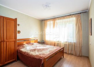 Продам четырехкомнатную квартиру, 147.2 м2, Бердск, улица Матросова, 50А