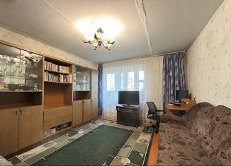 Трехкомнатная квартира на продажу, 61 м2, Абакан, улица Чертыгашева, 131