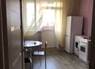 Сдаю в аренду 2-ком. квартиру, 60 м2, Краснодар, Кореновская улица, 73, Прикубанский округ