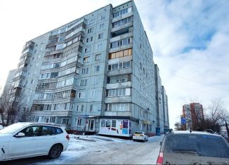 Продаю 2-комнатную квартиру, 53 м2, Омск, улица Кирова, 22, Октябрьский округ