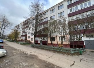 Продаю 2-комнатную квартиру, 54 м2, Чехов, улица Дружбы, 4