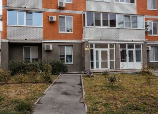 Продам 3-комнатную квартиру, 74 м2, Волгоград, ЖК Колизей, улица 70-летия Победы, 10