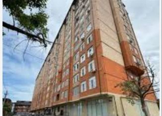 Продаю 2-комнатную квартиру, 96 м2, Махачкала, 2-й Сергокалинский тупик, 6к1