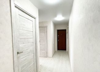 Продам 3-ком. квартиру, 59 м2, Новошахтинск, Парковая улица, 46