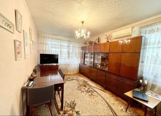 Продам 3-ком. квартиру, 62 м2, Белгород, улица Пугачёва, 16