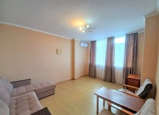 Сдается в аренду 2-ком. квартира, 56 м2, Анапа, Лазурная улица, 16