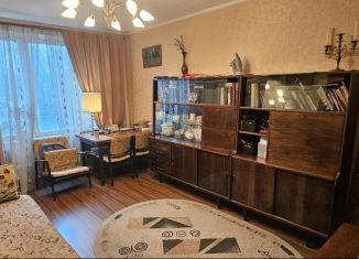 Продам трехкомнатную квартиру, 60 м2, Москва, улица Фомичёвой, 16к6, метро Речной вокзал