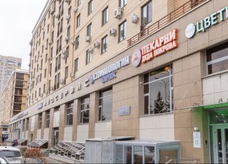 Продам 4-ком. квартиру, 150 м2, Казань, проспект Альберта Камалеева, 26