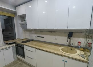 Сдам 2-ком. квартиру, 60 м2, Новосибирск, улица Бориса Богаткова, 171/5, метро Золотая Нива