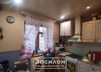 Продам 3-ком. квартиру, 64 м2, Курск, улица Карла Маркса, 67к4