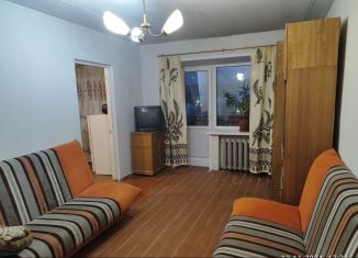 Аренда 2-комнатной квартиры, 46 м2, Ревда, улица Азина, 59