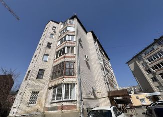 Продаю 3-ком. квартиру, 85 м2, Ставрополь, улица Серова, 470/2, микрорайон № 11