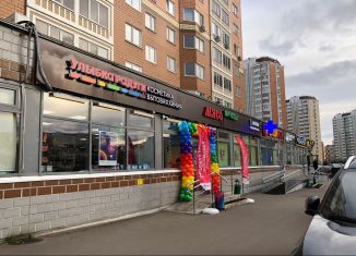 Сдается торговая площадь, 35 м2, Москва, Рождественская улица, 31