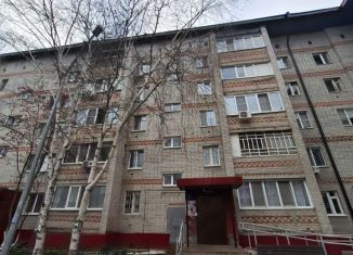 Сдаю в аренду 3-ком. квартиру, 50 м2, Тюмень, Ставропольская улица, 3, Калининский округ