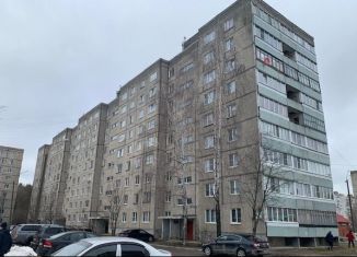 Продажа однокомнатной квартиры, 33 м2, Радужный, 1-й квартал, 27