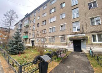 Продажа 5-ком. квартиры, 40.7 м2, Московская область, улица Октябрьской Революции, 60