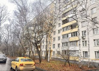 Продаю 4-комнатную квартиру, 62 м2, Москва, улица Рогова, 3, метро Щукинская