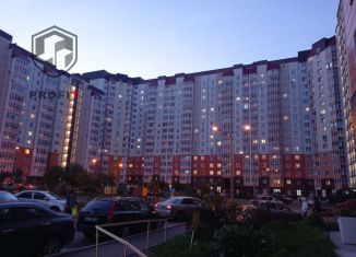 Продам 1-ком. квартиру, 41 м2, Красноярск, Караульная улица, 82, Центральный район