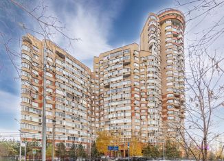 Продается трехкомнатная квартира, 80.3 м2, Москва, Высокая улица, 21