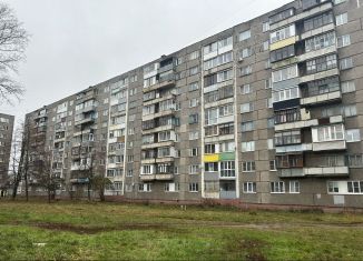 Продам трехкомнатную квартиру, 55 м2, Вологодская область, улица Краснодонцев, 34