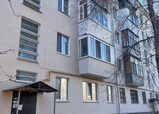 Продам 2-ком. квартиру, 43 м2, Самара, улица Ивана Булкина, 82, метро Гагаринская