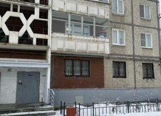 Продам 1-ком. квартиру, 34 м2, Первоуральск, улица Трубников, 50