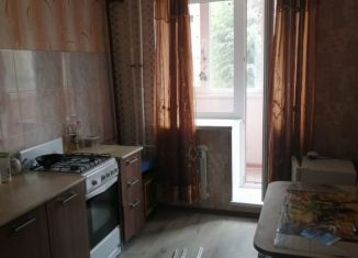 Продам 1-ком. квартиру, 34 м2, Энгельс, Студенческая улица, 184А