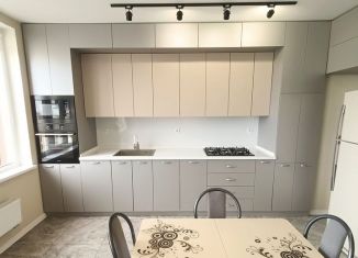 Продается 4-ком. квартира, 125 м2, Нальчик, Эльбрусская улица, 19Г