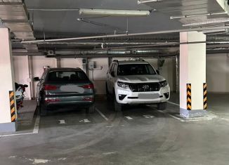 Сдается машиноместо, 18 м2, Саратовская область, Славянская площадь, 2