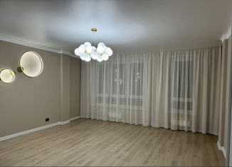 2-комнатная квартира в аренду, 65 м2, Абакан, улица Комарова, 7А