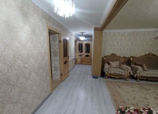 Продается 5-ком. квартира, 130 м2, Грозный, улица Чайковского, 24