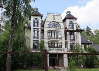 Продаю дом, 960 м2, деревня Столбово