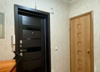 Продам 1-комнатную квартиру, 41 м2, Старый Оскол, микрорайон Дубрава, квартал 1, 18