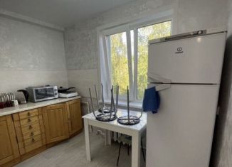 Продам 2-ком. квартиру, 44 м2, Сыктывкар, улица Комарова, 16, Эжвинский район