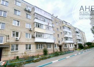 Продам трехкомнатную квартиру, 56 м2, Батайск, улица Луначарского, 168