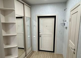 Сдам 1-ком. квартиру, 54 м2, Коломна, улица Захарова, 16к1