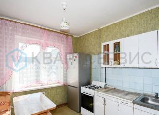 Продаю 3-ком. квартиру, 63 м2, Омская область, улица Степанца, 14