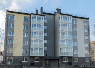 Продается 2-комнатная квартира, 66 м2, Калининград, Рассветная улица