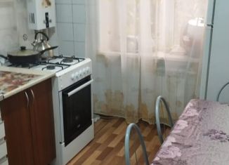 Сдача в аренду двухкомнатной квартиры, 52 м2, Армавир, улица Советской Армии, 214/2