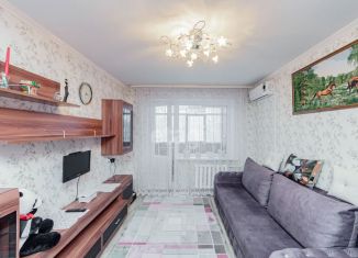 Продается 2-комнатная квартира, 47.5 м2, Тюмень, улица Монтажников, 15, Восточный округ